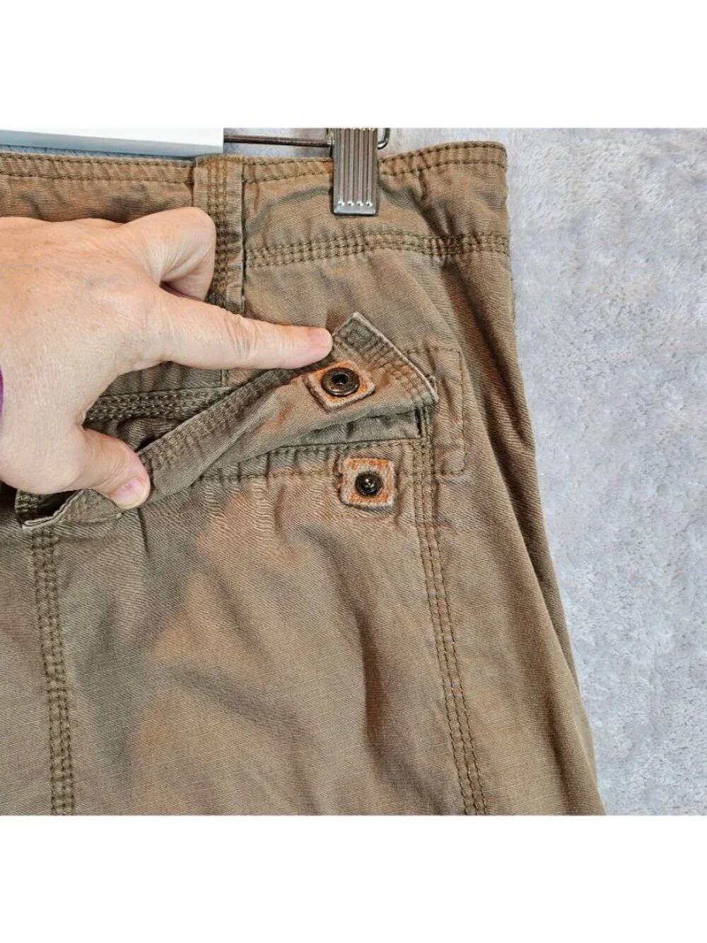 Eddie Bauer Mens 36x30 Khaki Cargo Pants Cotton Relaxed Fit Multi Pockets